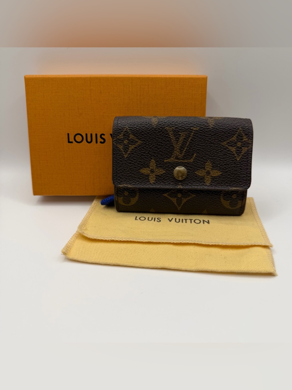 Louis Vuitton Monogram Porte-Monnaie Plat Coin Purse